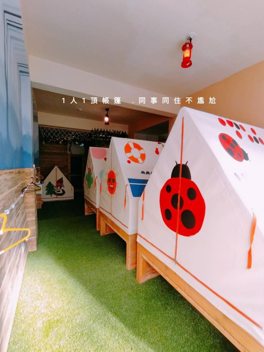 棚棚屋室內帳篷民宿inn كاوشيونغ المظهر الخارجي الصورة
