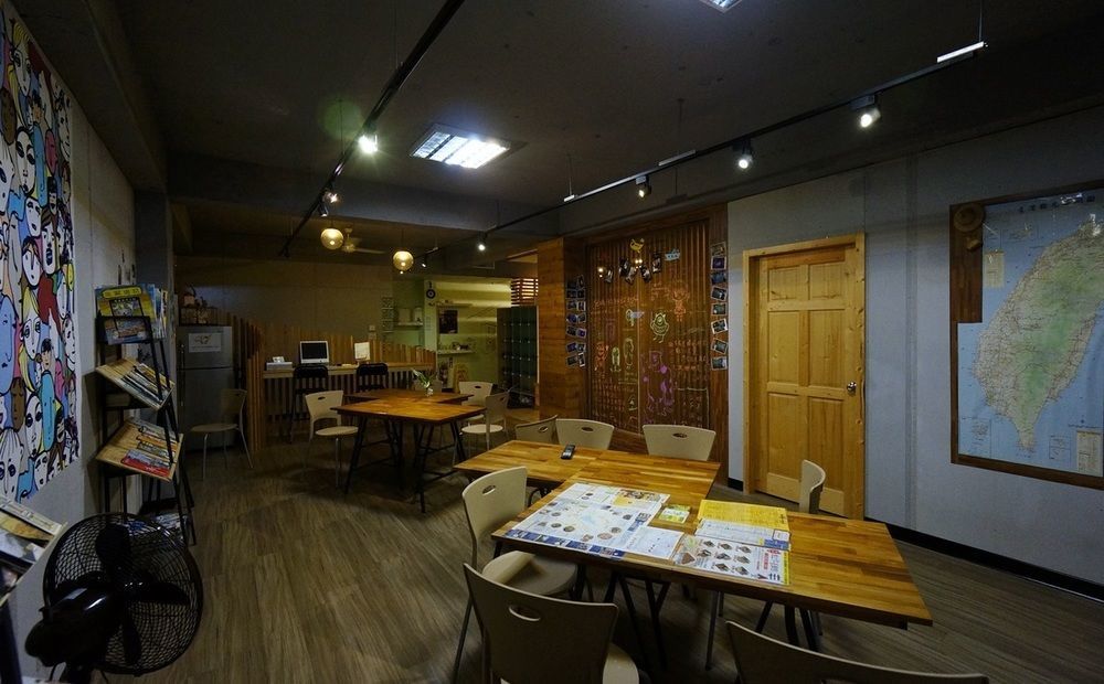 棚棚屋室內帳篷民宿inn كاوشيونغ المظهر الخارجي الصورة